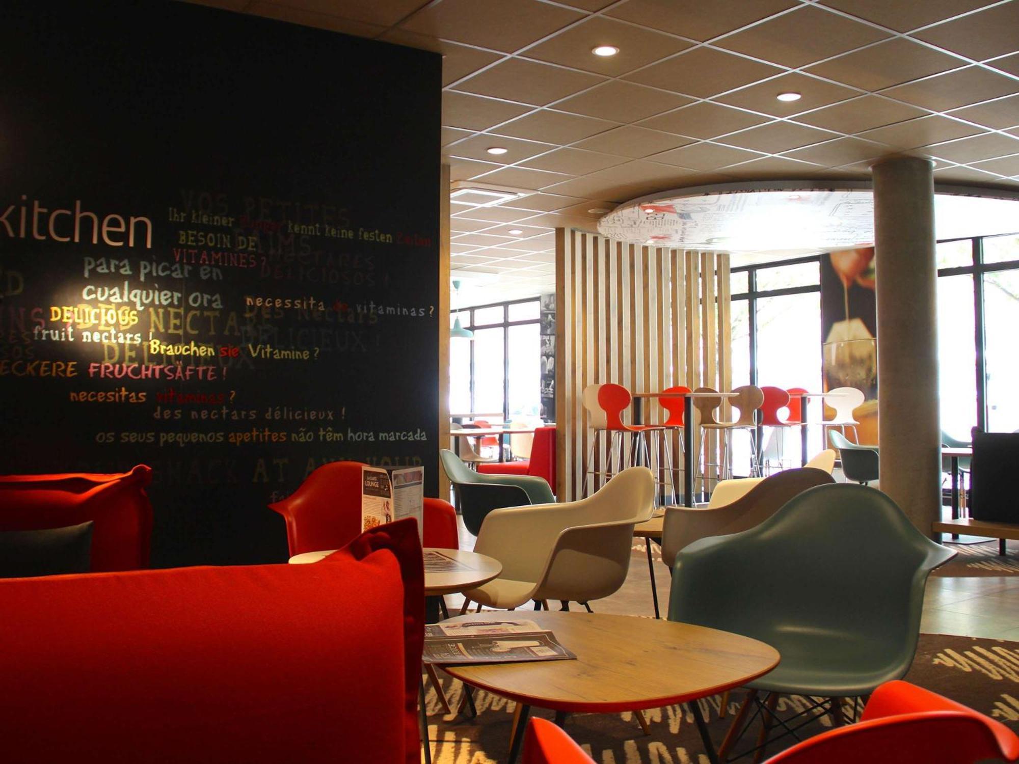 Ibis Lille Centre Grand Palais Hotel Exterior photo